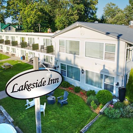 אוריליה Lakeside Inn מראה חיצוני תמונה